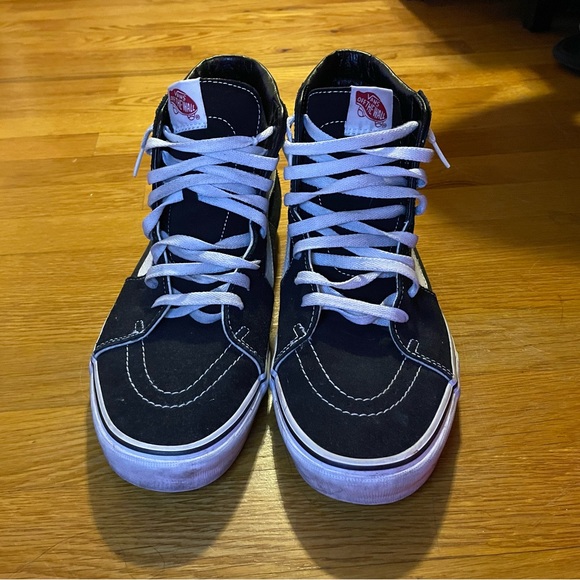 Black vans - Picture 5 of 8